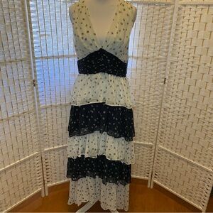 1 State Tiered Black and White V-Neck Maxi Dress size 8